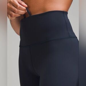 Lululemon  Women's Black High-Waisted Shorts